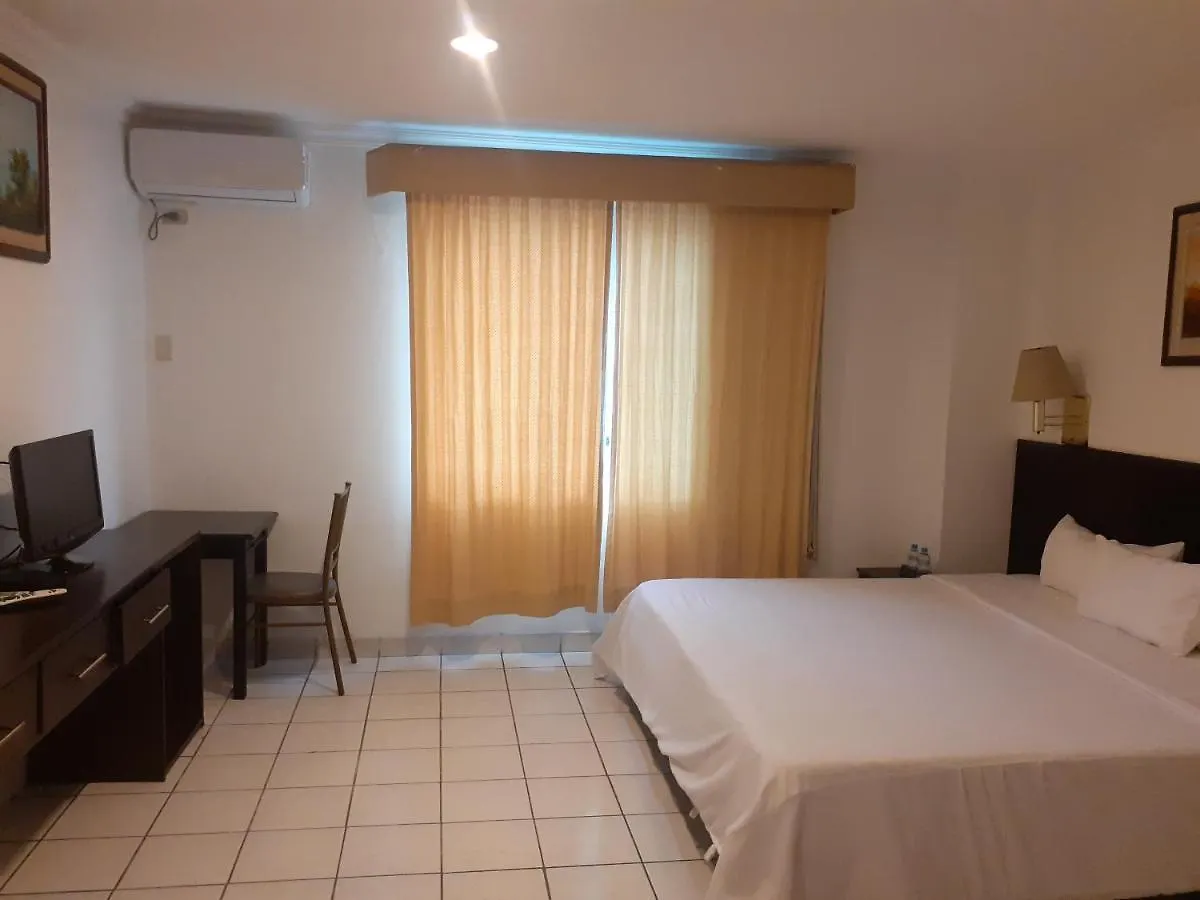 ***  Hotel Doral Guayaquil Ecuador